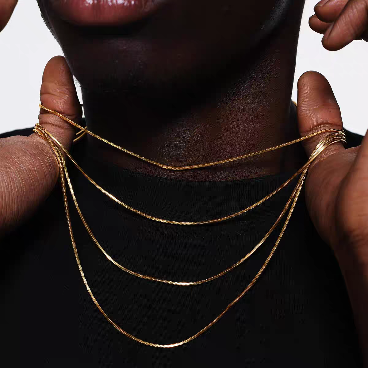 1.5mm Snake Chains in Gold