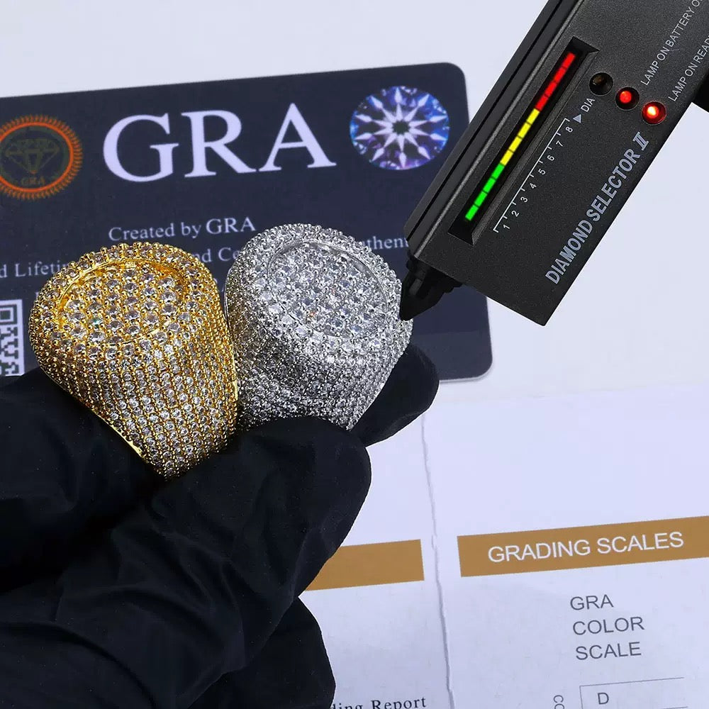 925S & Moissanite Round Side Ring