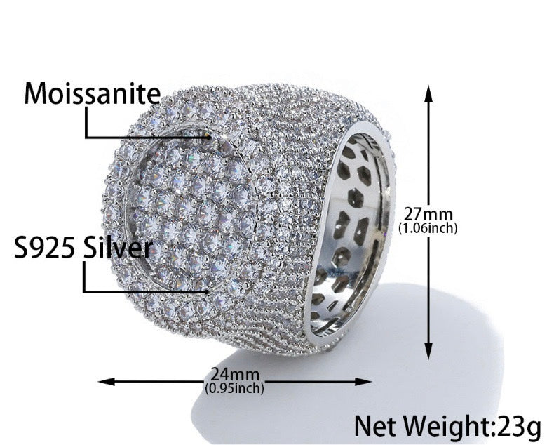 925S & Moissanite Round Side Ring